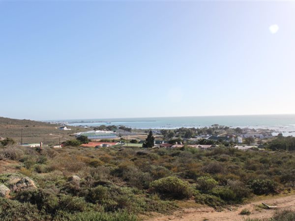 366 m² Land available in St Helena Views