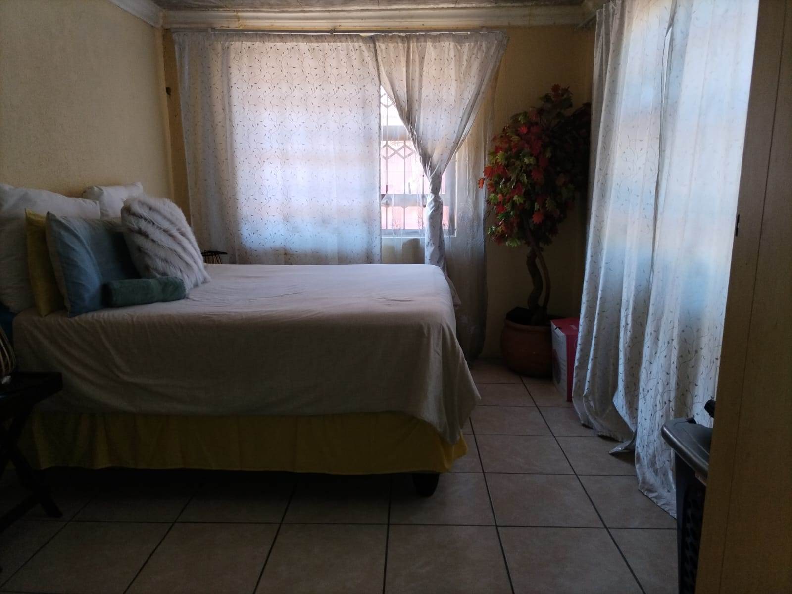 3 Bed House in Boitekong photo number 14
