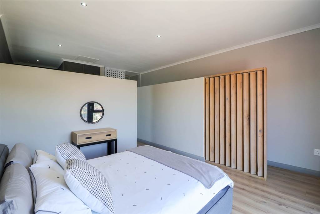 5 Bed House in Stilbaai photo number 22