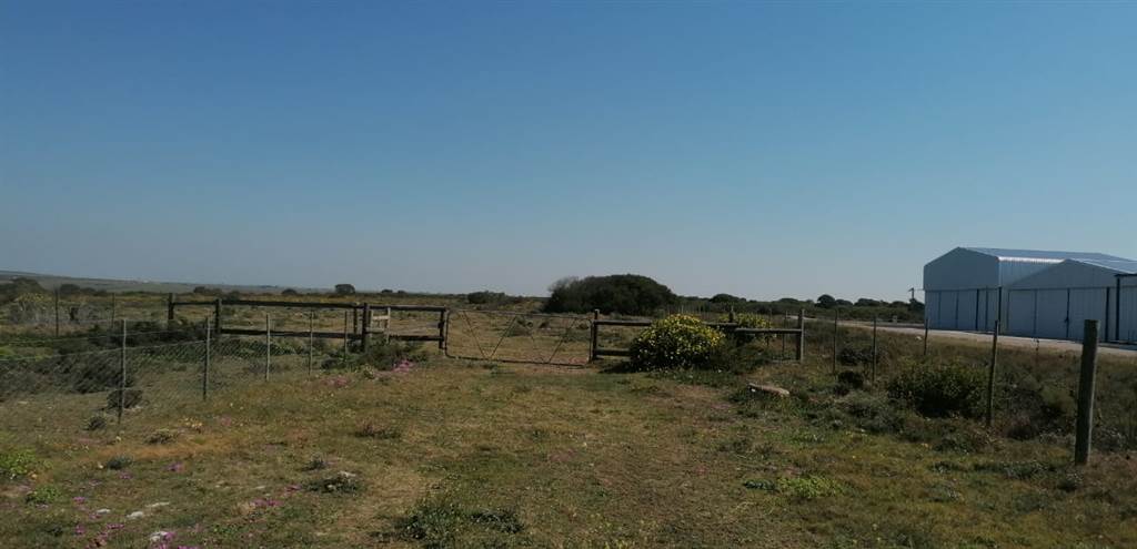 27 ha Land available in Aalwyndal photo number 1