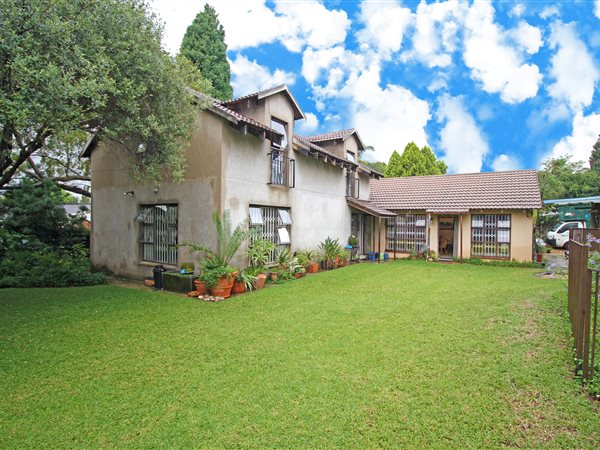 5 Bed House in Bloubosrand