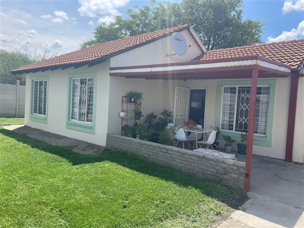 3 Bed House in Oos-Einde