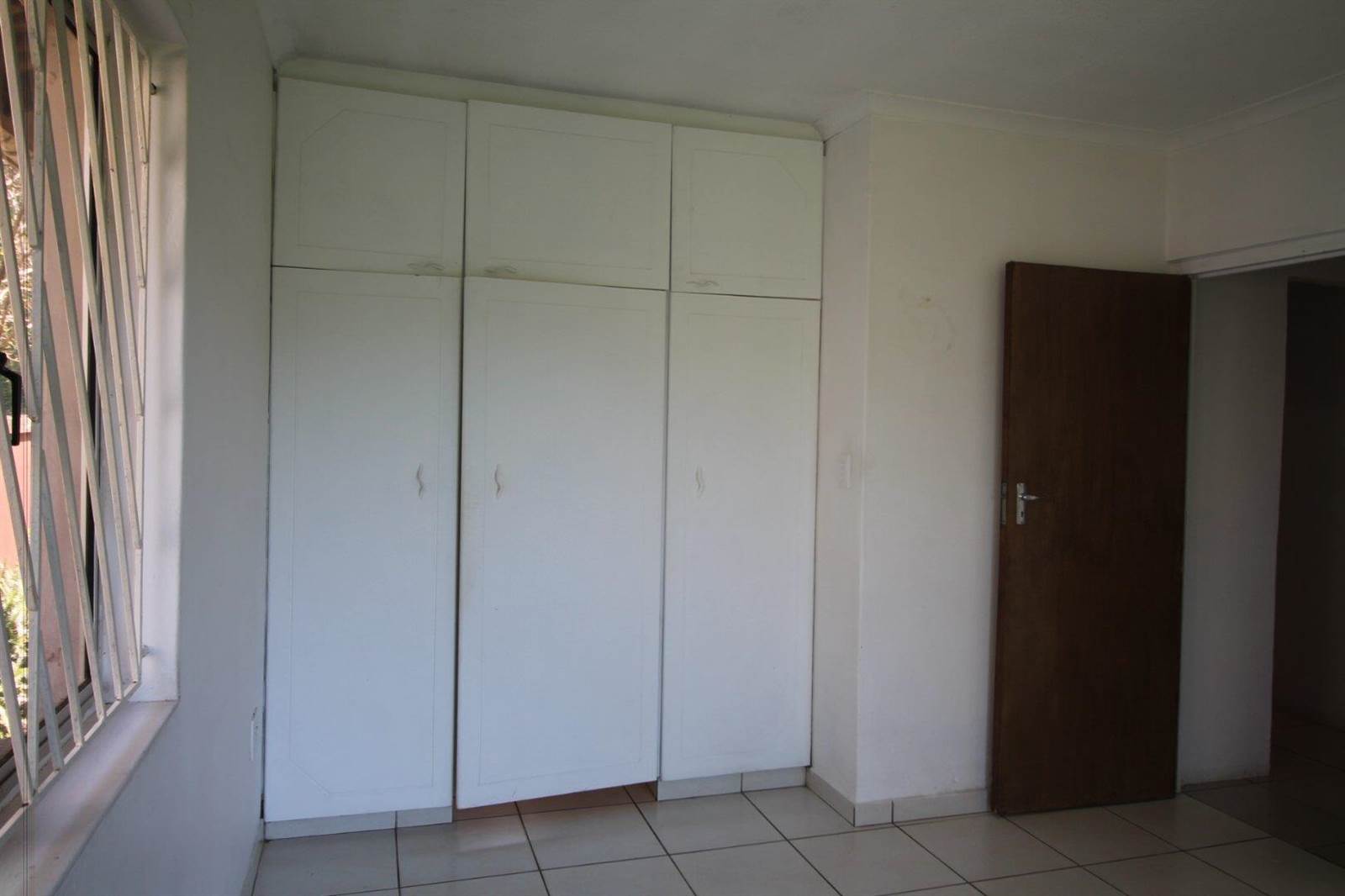 4 Bed House in Tongaat Central photo number 19