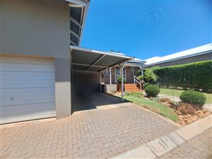 Townhouse in Waterval East