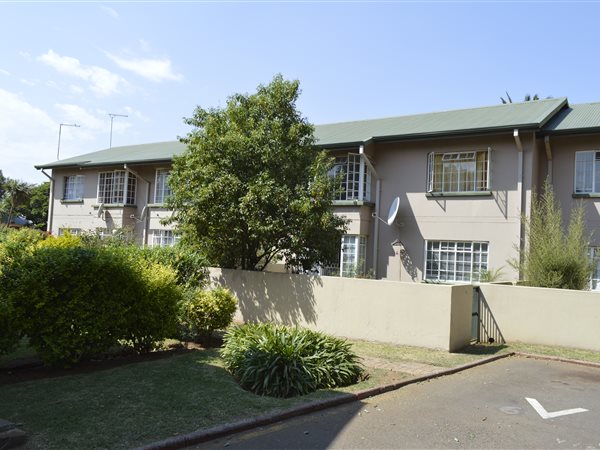 2 Bed Townhouse in Westwood