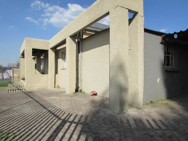280  m² Commercial space in Dalview photo number 5