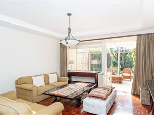 3 Bed Townhouse in Senderwood