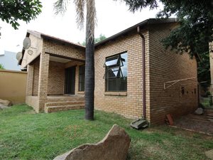 2 Bed Townhouse in Paulshof