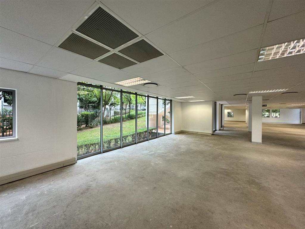 674  m² Commercial space in Bryanston photo number 7