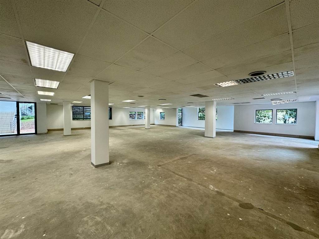 674  m² Commercial space in Bryanston photo number 9