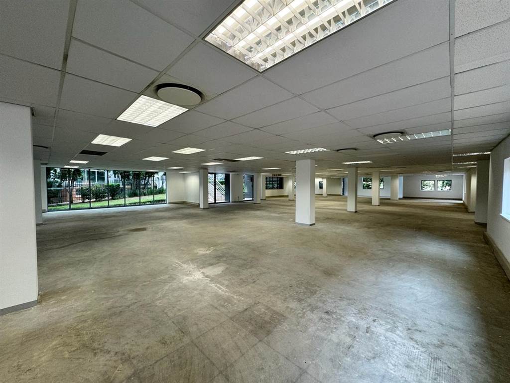 674  m² Commercial space in Bryanston photo number 10