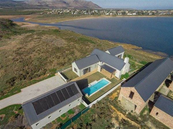 2 Bed House in Benguela Cove photo number 1
