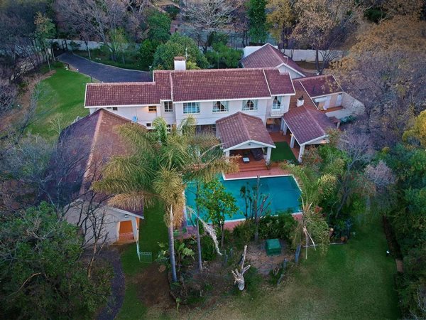 6 Bed House in Bryanston