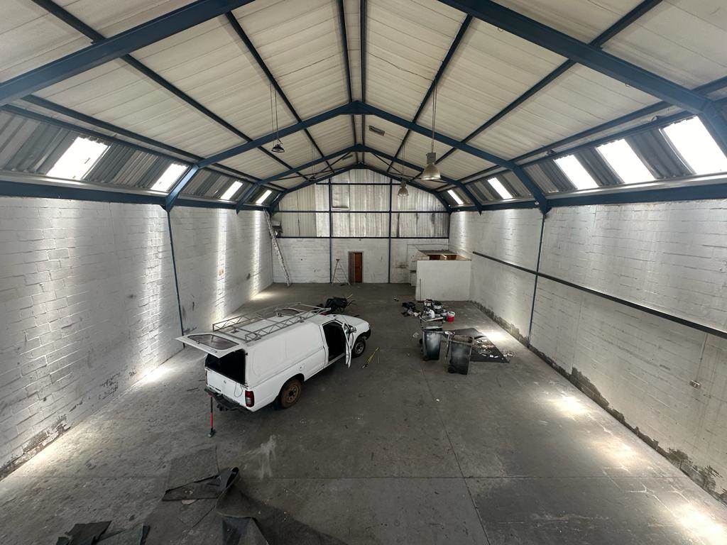 350  m² Industrial space in Bellville Central photo number 5