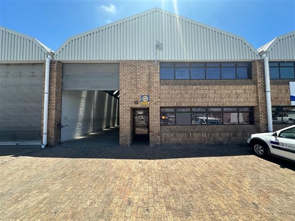 350  m² Industrial space in Bellville Central