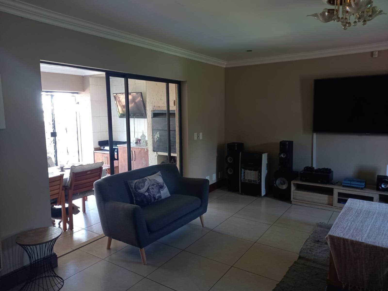 4 Bed Apartment in Greenstone Hill photo number 28