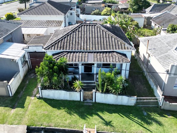 2 Bedroom House 2 Bedroom House