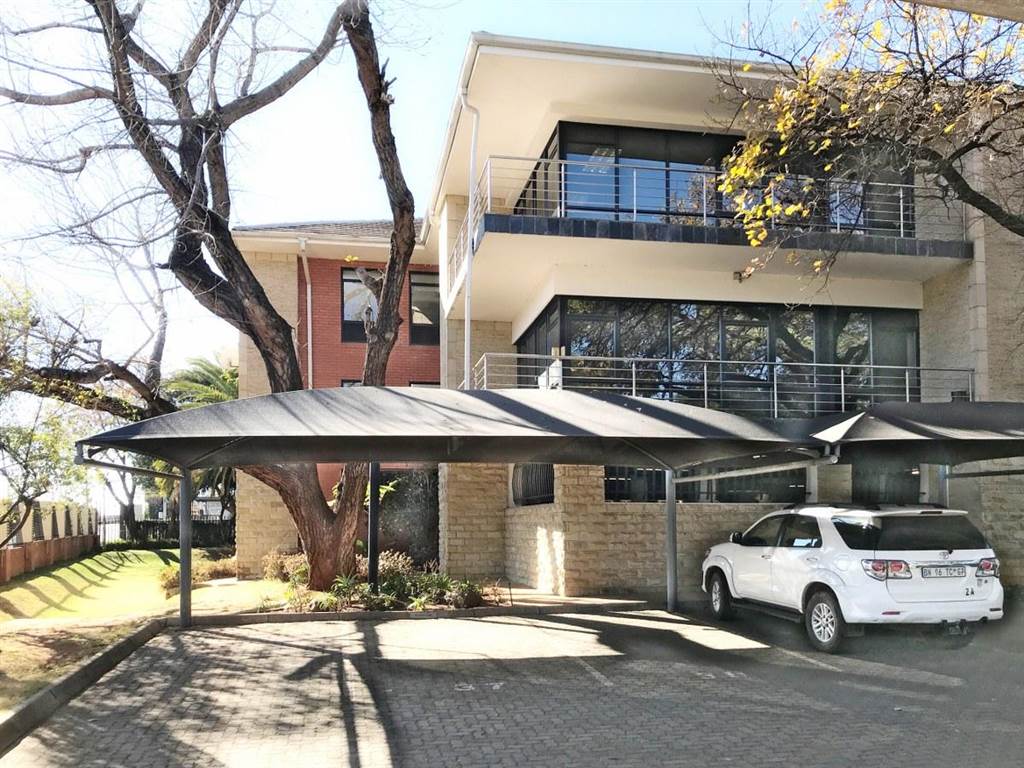 152  m² Office Space in Bedfordview photo number 3