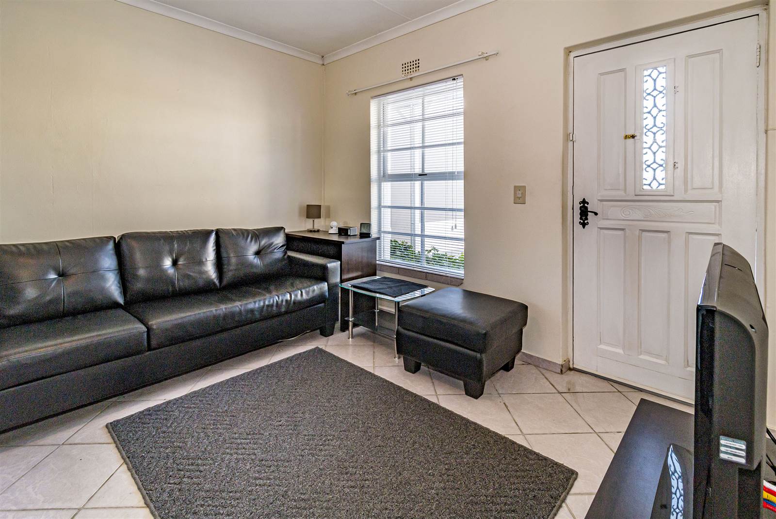 2 Bed Townhouse in Gordons Bay Central photo number 8