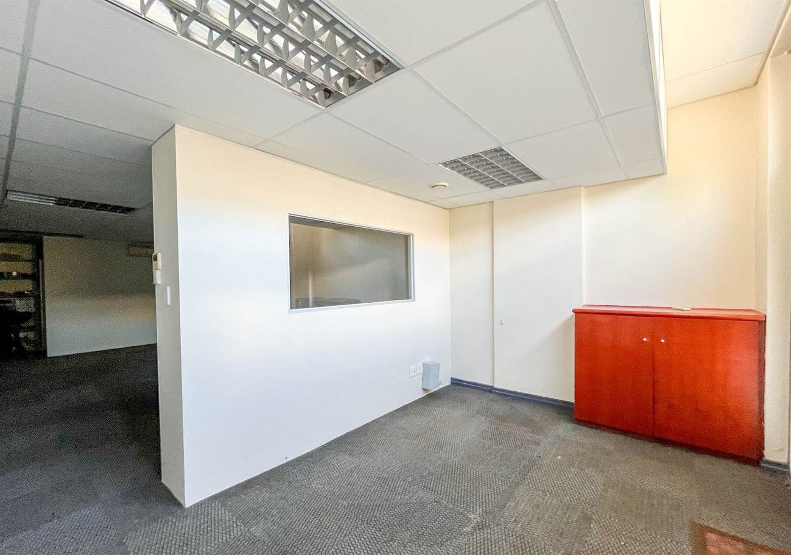 68  m² Office Space in Tyger Valley photo number 4