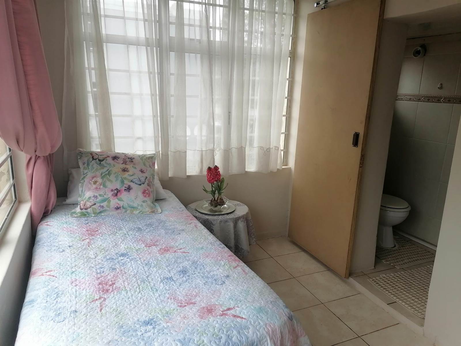 2 Bed Apartment in Umbilo photo number 15