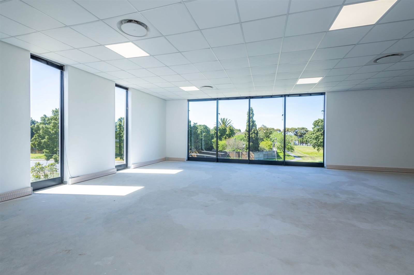 169  m² Office Space in Wellway Park photo number 10