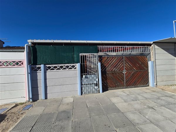 2 Bedroom House 2 Bedroom House