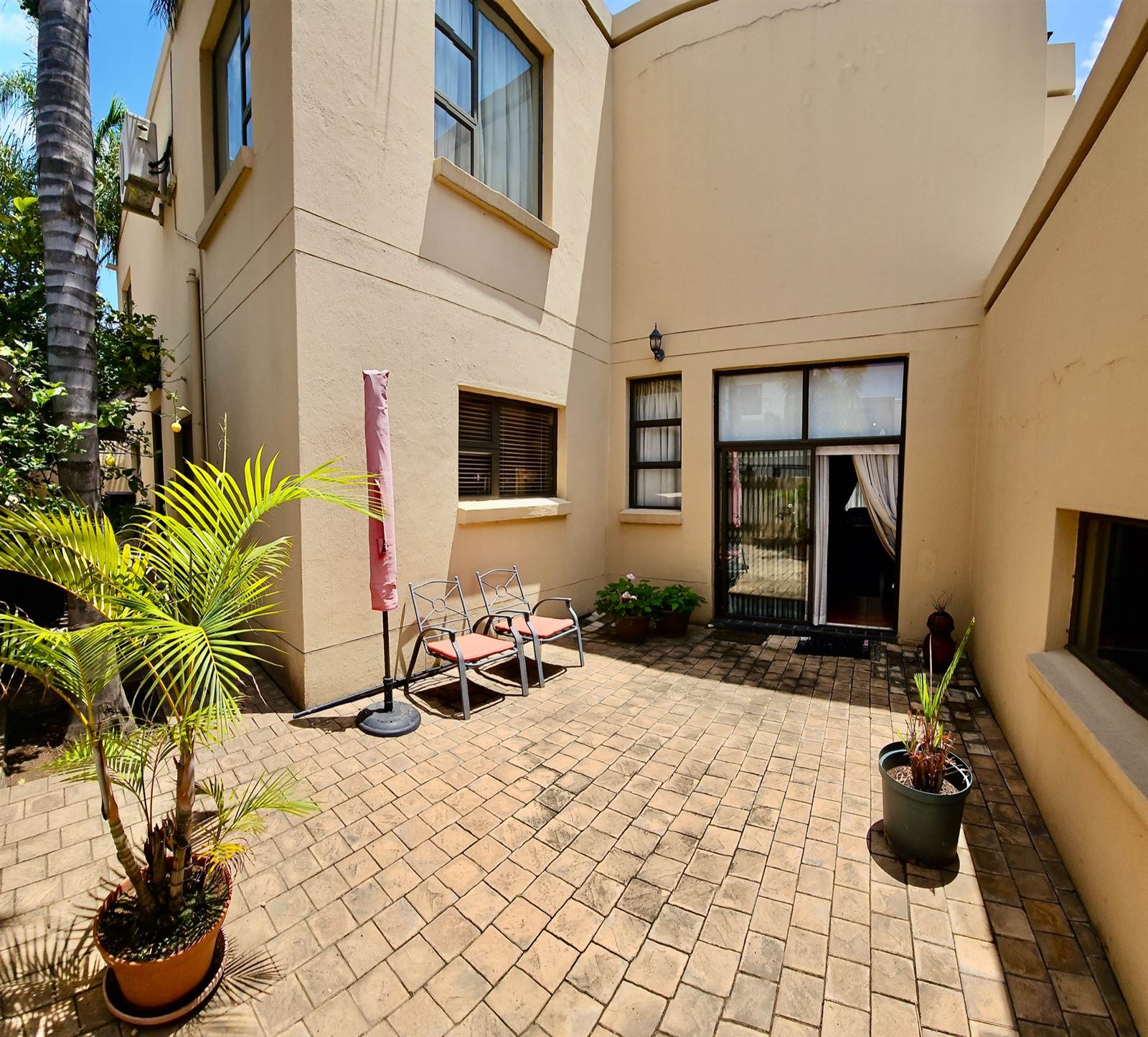 3 Bed House in Waterkloof Ridge photo number 13