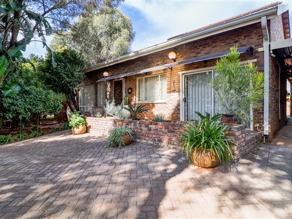 3 Bedroom House 3 Bedroom House