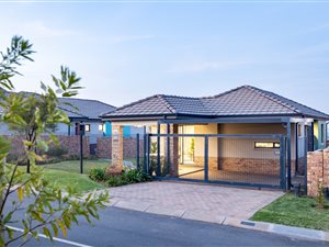 3 Bed House in Roodepoort Central