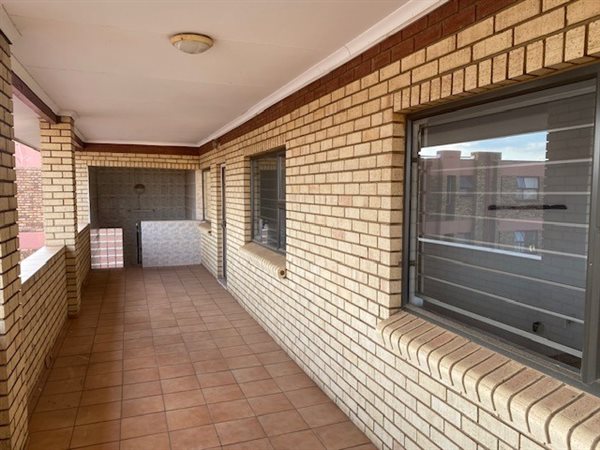 2 Bed Flat in Lenasia Central