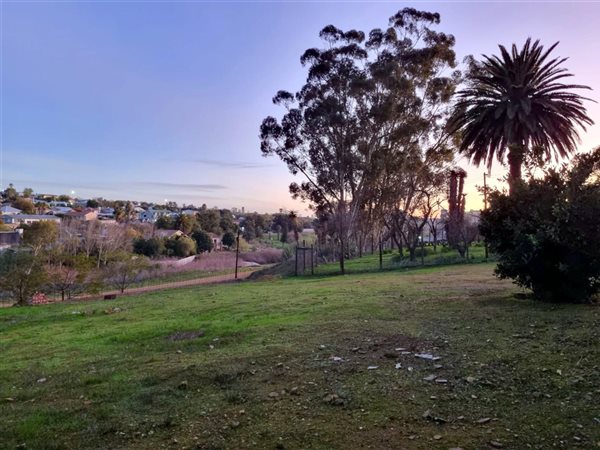 825 m² Land 825 m² Land