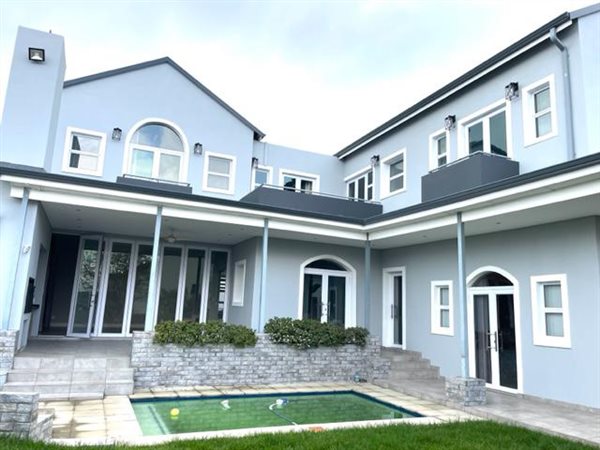 4 Bed House in Waterfall Country Estate