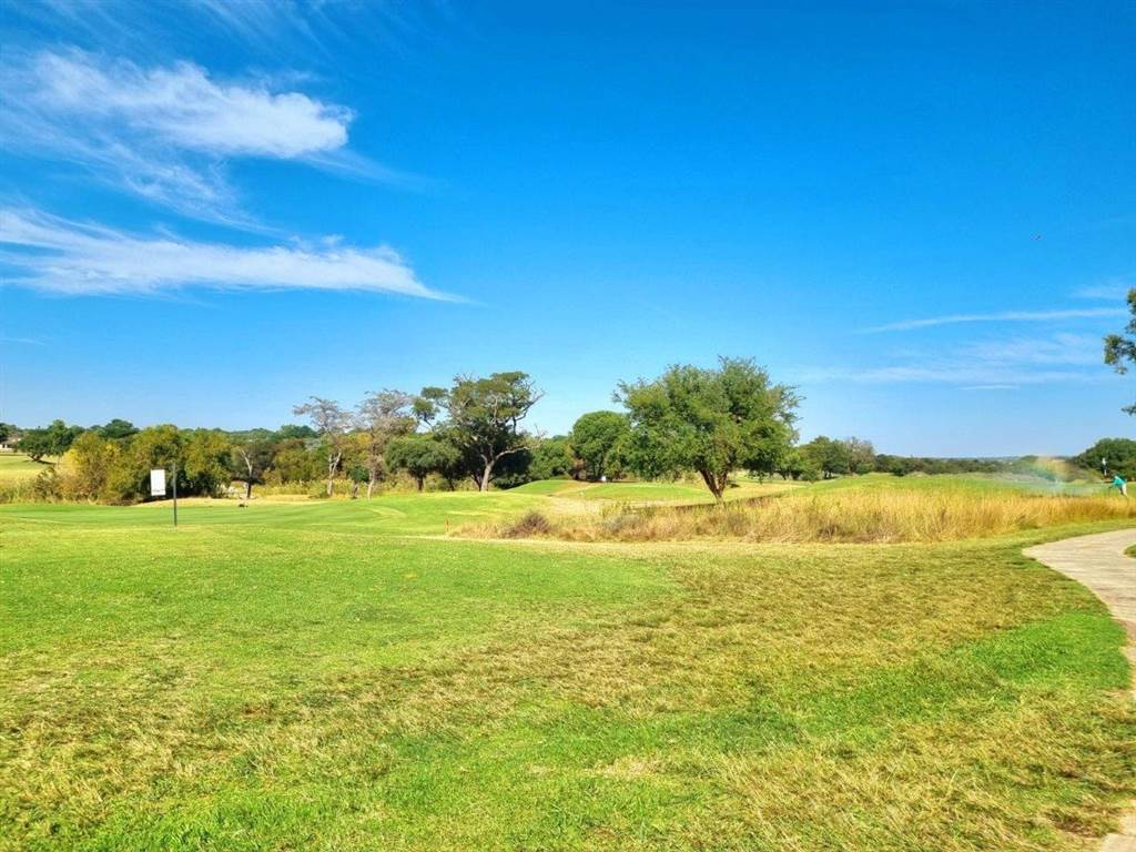 1731 m² Land available in Koro Creek Golf Estate photo number 3