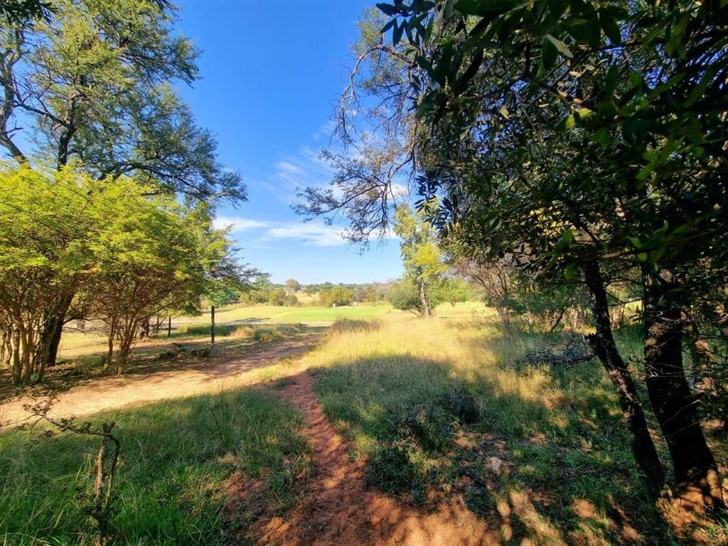 1731 m² Land available in Koro Creek Golf Estate photo number 13