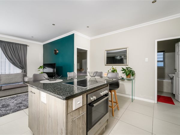 3 Bedroom Townhouse 3 Bedroom Townhouse