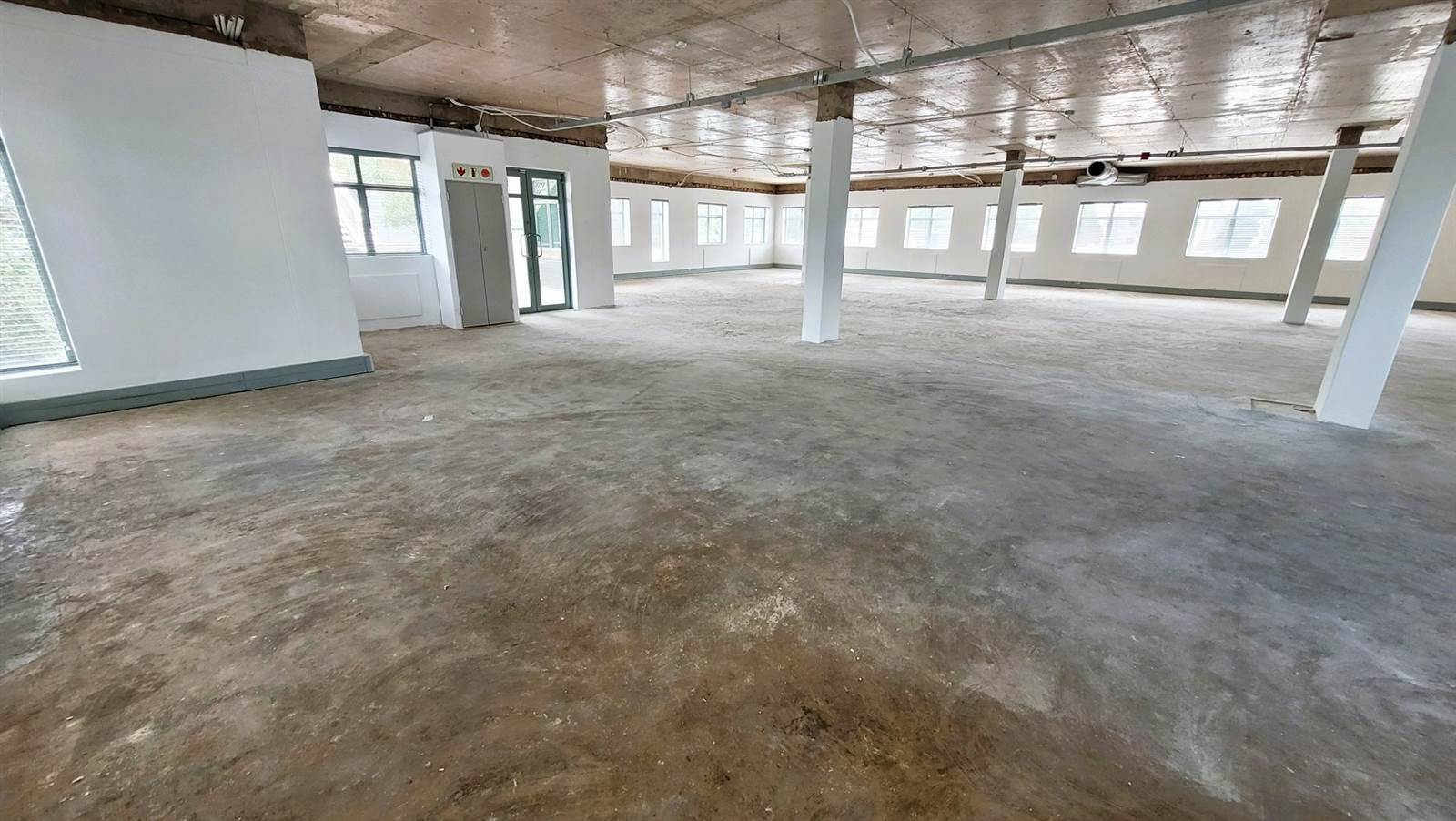 733  m² Office Space in Hillcrest photo number 14