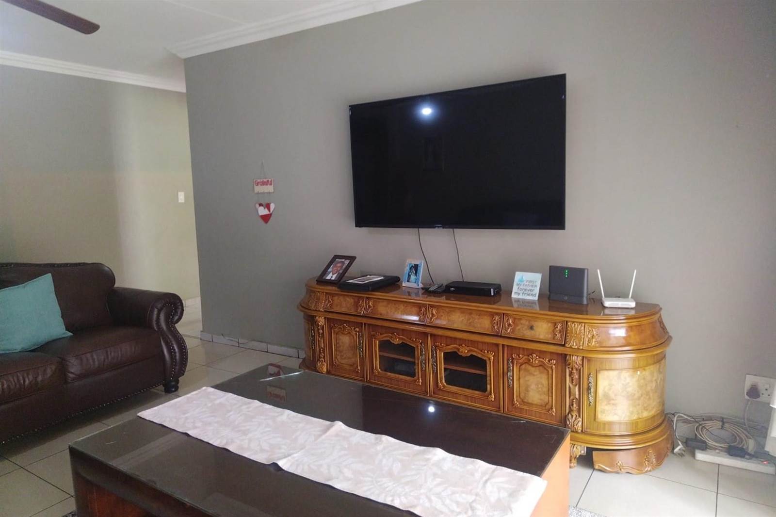 3 Bed House in Barry Hertzog Park photo number 8