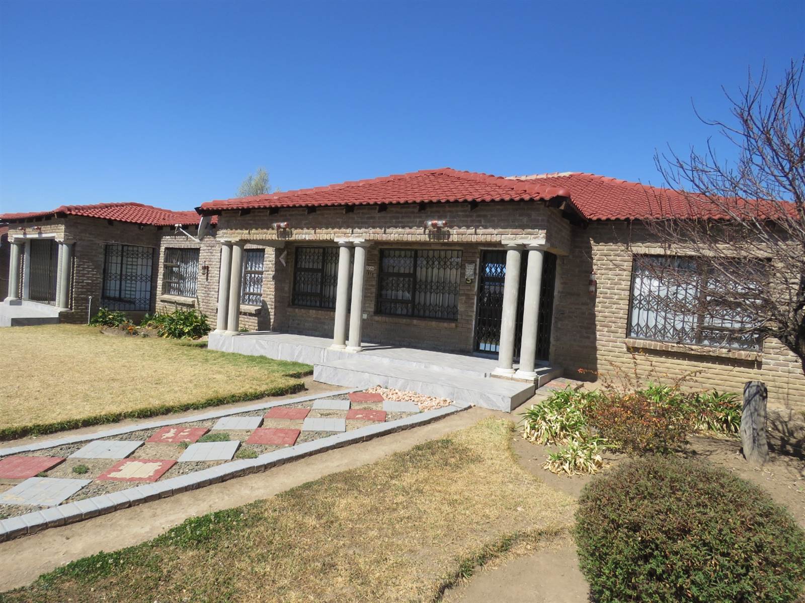 3 Bed House in Harrismith photo number 17