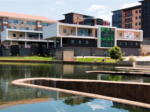 201  m² Commercial space in Constantia Kloof