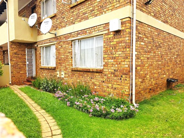 2 Bedroom Townhouse