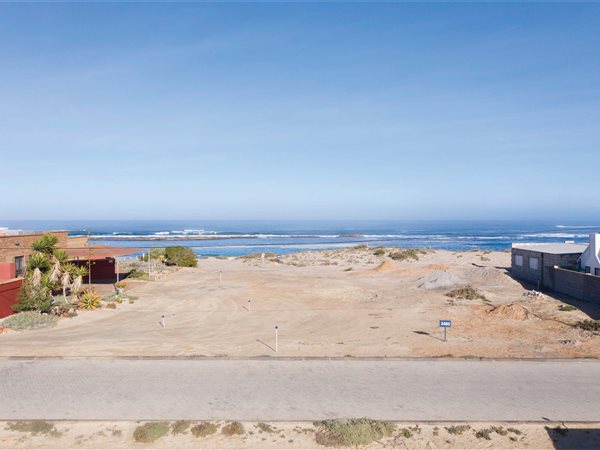 352 m² Land