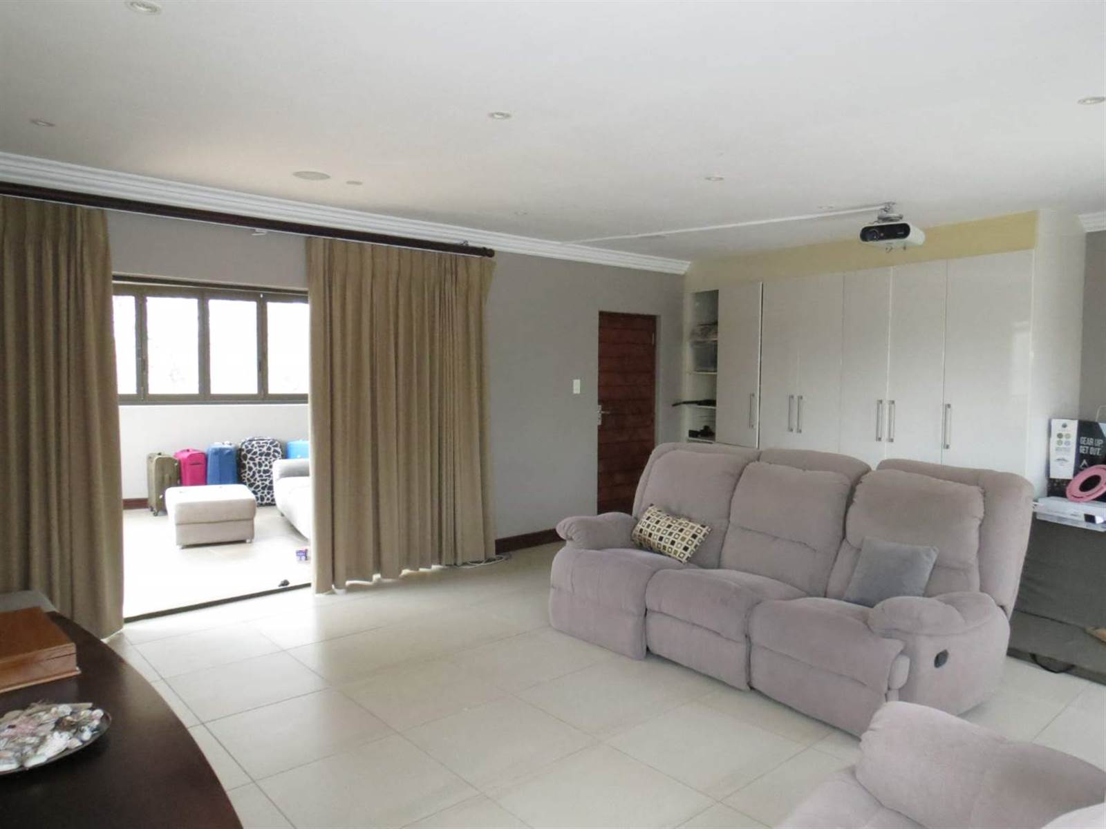 5 Bed House in Greenstone Hill photo number 26