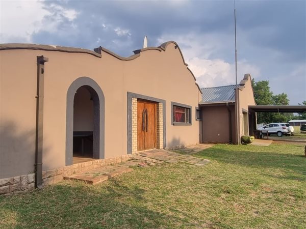 5 Bed House in Bloemfontein