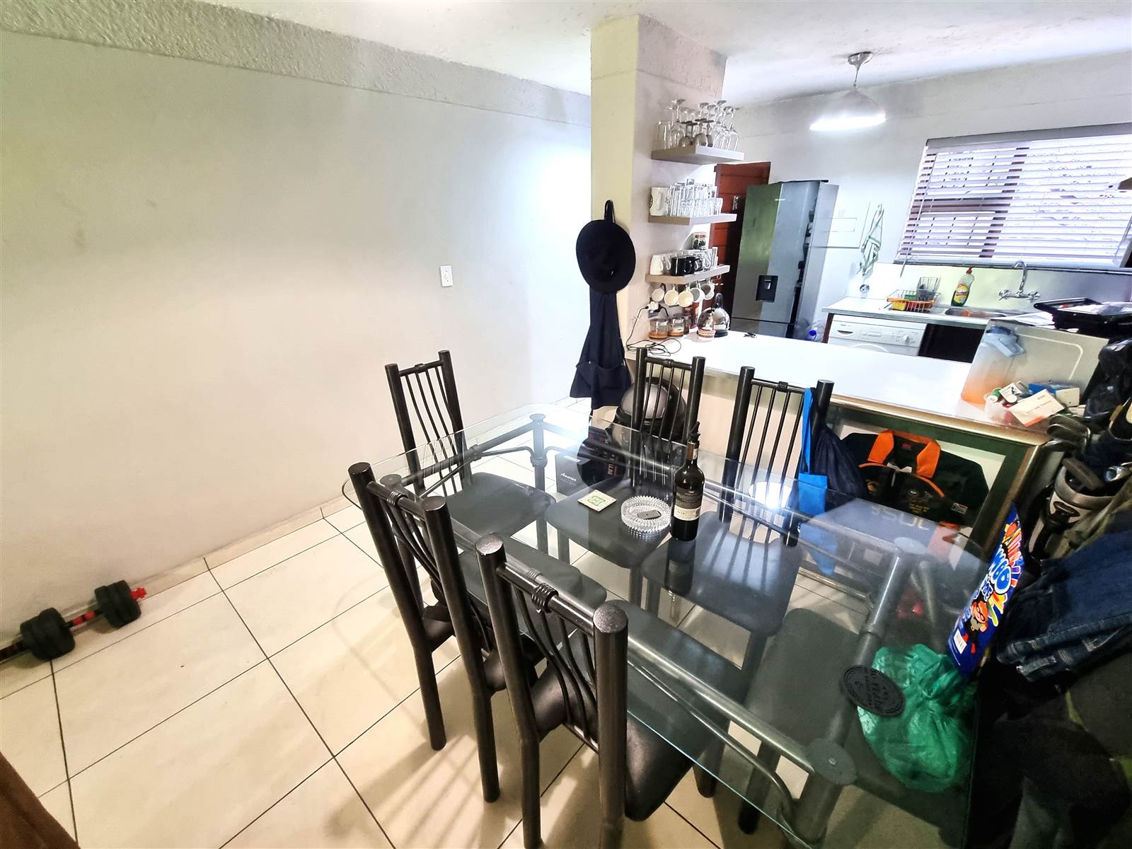 2 Bed Townhouse in Garsfontein photo number 5