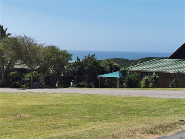 537 m² Land available in Cove Rock