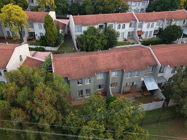 3 Bedroom House 3 Bedroom House