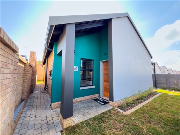 3 Bedroom House 3 Bedroom House