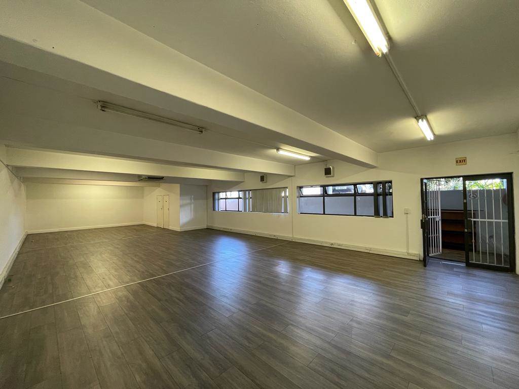 136  m² Commercial space in Maitland photo number 11