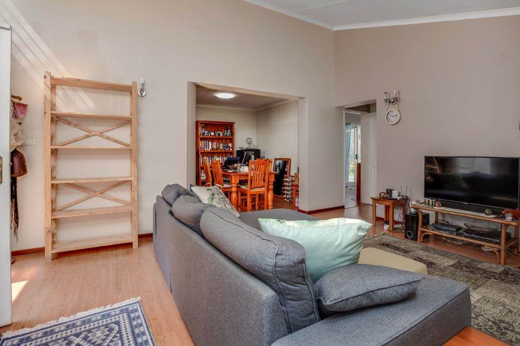 3 Bed Townhouse in Sunninghill photo number 4